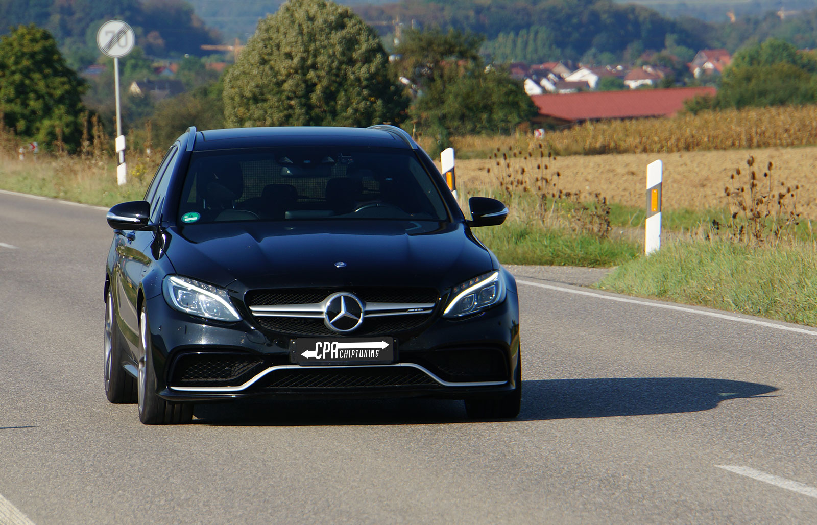 C 63 AMG - strata výtlaku, získaná sila